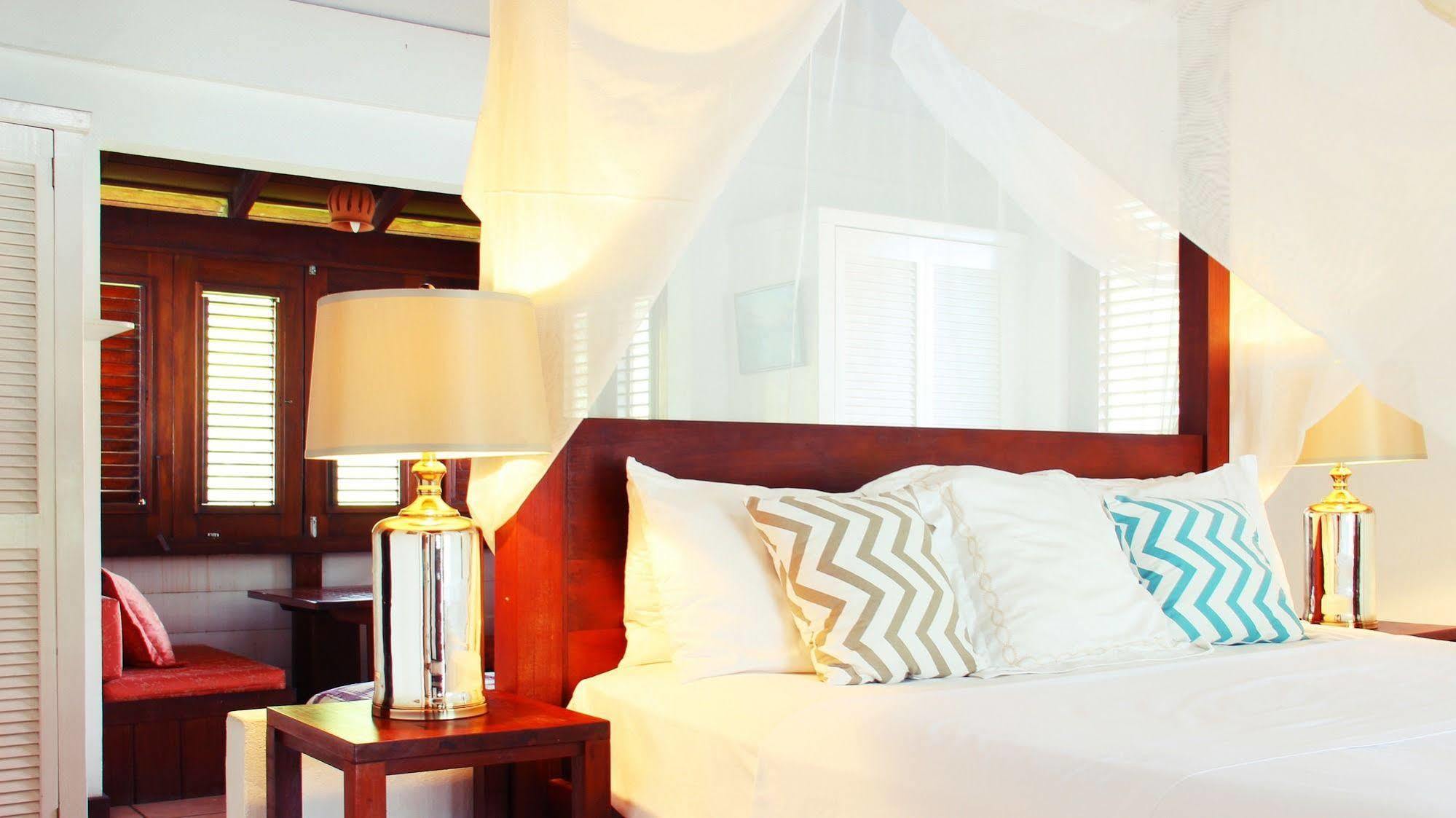 Gingerbread Suites Port Elizabeth 外观 照片